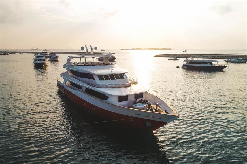 bateau-croisiere-plongee-maldives-princess-sara