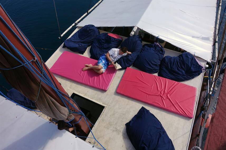 bateau-de-croisiere-standard-sundeck-7