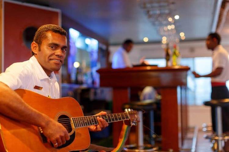 bateau-de-croisiere-equipage-3