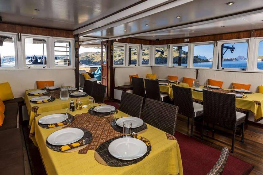 bateau-de-croisiere-standard-salle-interieure-2