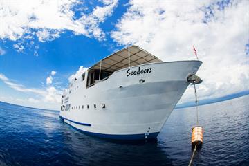 bateau-croisiere-plongee-tubbataha-philippines-seadoors