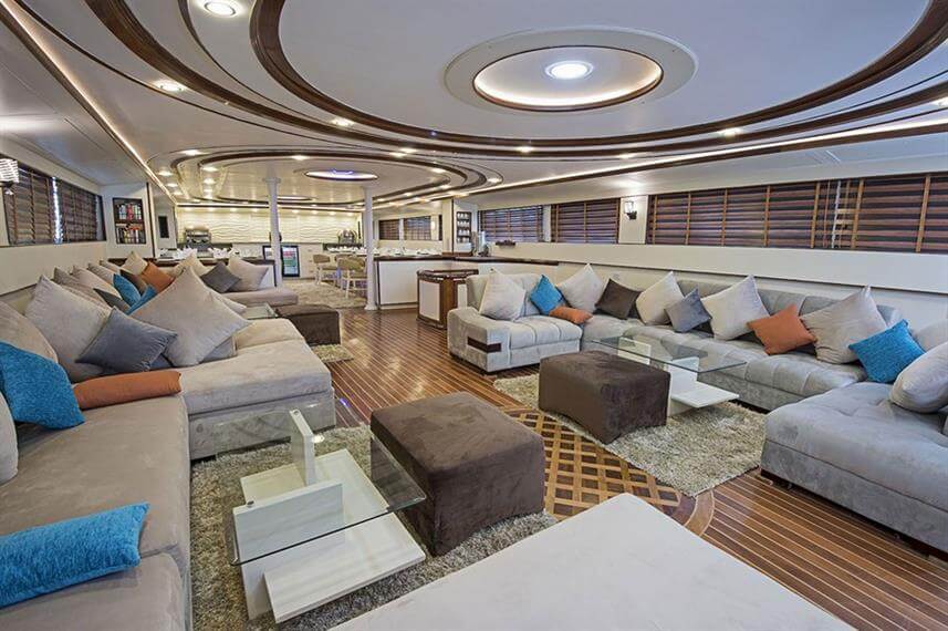 bateau-de-croisiere-luxe-salle-interieure-6