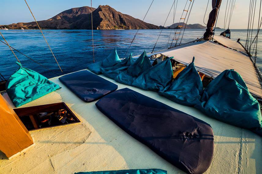 bateau-de-croisiere-standard-sundeck-4